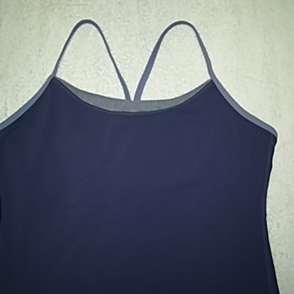 Lululemon Razorback Tank Top - Picture 2 of 4